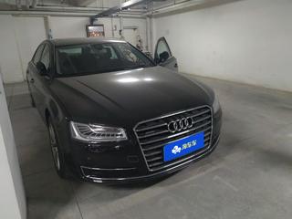 奥迪A8L 45TFSI 3.0T 自动 舒适型 