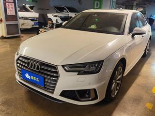 奥迪A4L 40TFSI 2.0T 自动 时尚型 