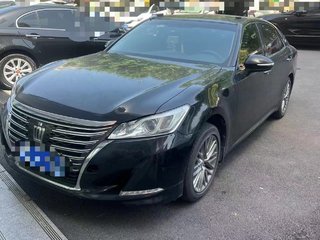 丰田皇冠 2.0T 自动 运动版 