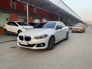 宝马1系 118i 1.5T 自动 设计套装型 