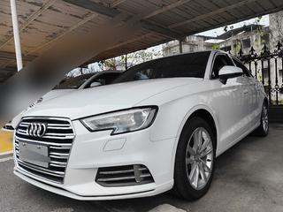 奥迪A3 35TFSI 1.4T 自动 进取型30周年Limousine 