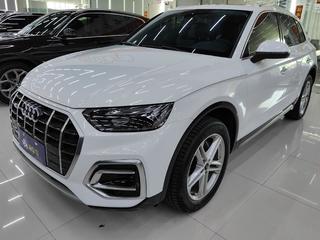 奥迪Q5L 40TFSI 2.0T 自动 时尚致雅型 