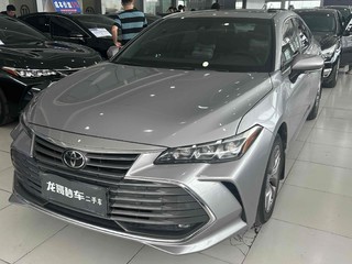 丰田亚洲龙 2.0L 自动 豪华版 