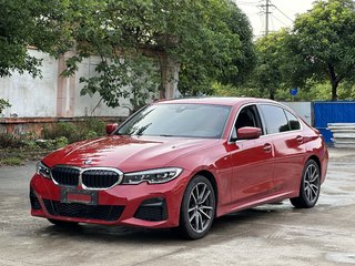 宝马3系 325Li 2.0T 自动 改款M运动套装 