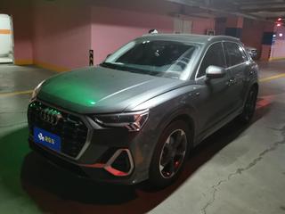 奥迪Q3 35TFSI 1.4T 自动 时尚动感型 