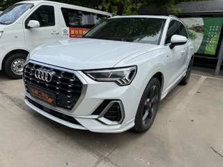 奥迪Q3 1.4T 时尚动感型 