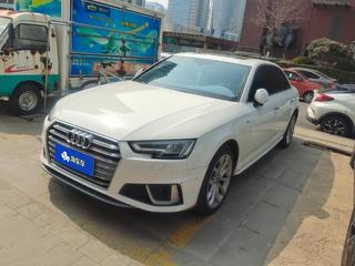 奥迪A4L 40TFSI 2.0T 自动 时尚型 