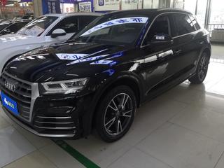 奥迪Q5L 40TFSI 2.0T 自动 改款荣享时尚型 