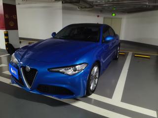 阿尔法罗密欧Giulia 2.0T 自动 豪华版 