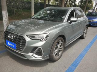 奥迪Q3 40TFSI 2.0T 自动 时尚动感型 