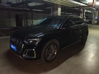 奥迪Q5L 40TFSI 2.0T 自动 改款豪华动感型 