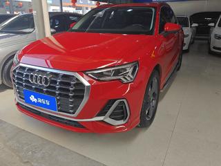 奥迪Q3 40TFSI 2.0T 自动 时尚动感型 