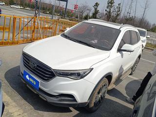 奔腾X40 1.6L 手动 互联智酷型网红版 