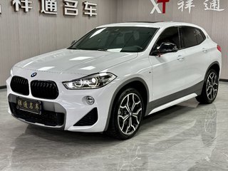 宝马X2 25i 2.0T 自动 领先型M越野套装 