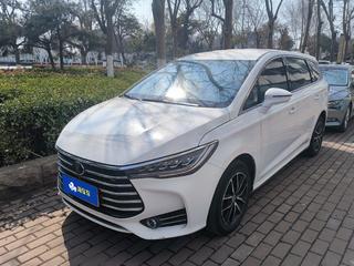 比亚迪宋MAX 1.5T 手动 智联豪华型 