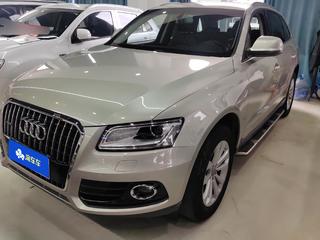 奥迪Q5 40TFSI 2.0T 自动 舒适型 