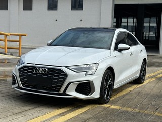 奥迪A3 L35TFSI 1.4T 自动 Limousline时尚运动型 