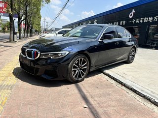 宝马3系 320Li 2.0T 自动 M运动套装 