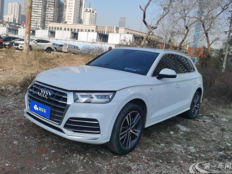 奥迪Q5L 40TFSI 2020款 2.0T 自动 改款荣享时尚型 (国Ⅵ) 