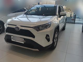 丰田RAV4 荣放 2.0L 自动 风尚PLUS版 