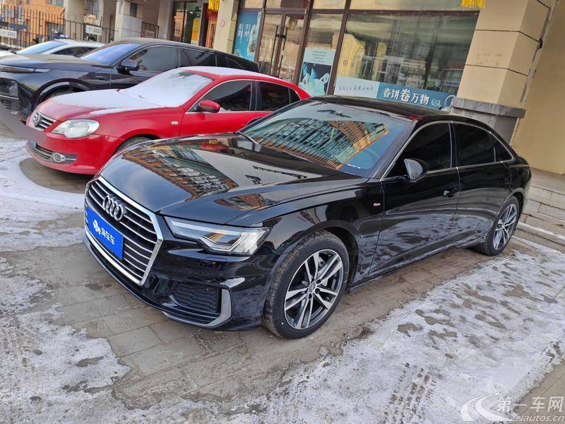 奥迪A6L 40TFSI 2022款 2.0T 自动 豪华动感型 (国Ⅵ) 