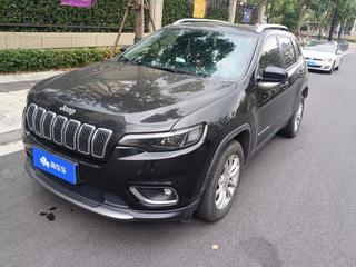 吉普自由光 2.0T 自动 智享版 