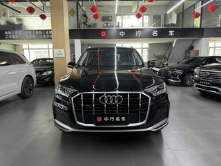 奥迪Q7 45 2.0T 自动 运动型quattro-S-line 