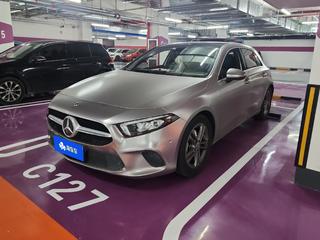 奔驰A级 A200 1.3T 自动 动感型 