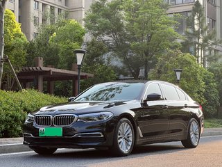 宝马5系新能源 530Le 2.0T 自动 豪华套装 