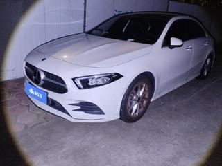 奔驰A级 1.3T 