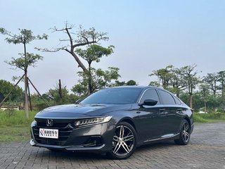 雅阁 1.5T 260TURBO幻夜·尊贵版 