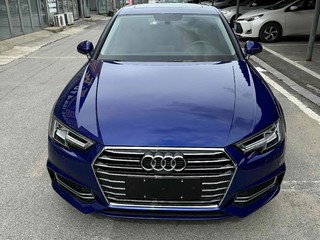 奥迪A4L 40TFSI 2.0T 自动 豪华动感型 