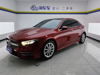 奔驰A级 A200L 1.3T 自动 改款运动轿车版 