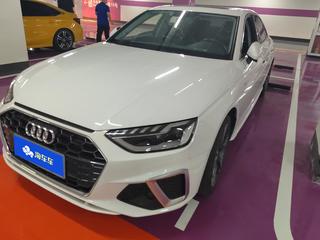 奥迪A4L 40TFSI 2.0T 自动 豪华动感型 