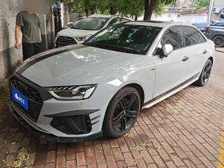 奥迪A4L 40TFSI 2.0T 自动 时尚动感型 