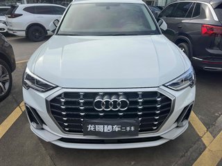 奥迪Q3 35TFSI 1.4T 自动 时尚动感型 