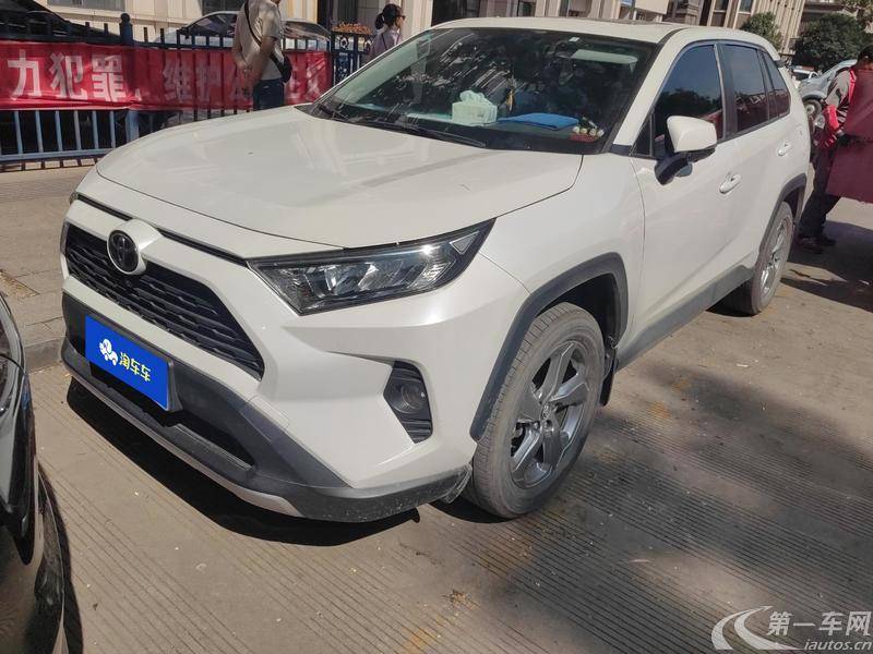 丰田RAV4 2021款 2.0L 自动 前驱 风尚PLUS版 (国Ⅵ) 