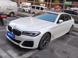 宝马5系 530Li 2.0T 自动 改款领先型M运动套装 