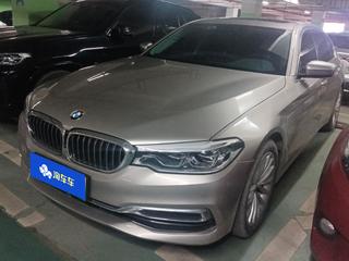 宝马5系新能源 530Le 2.0T 自动 豪华套装 