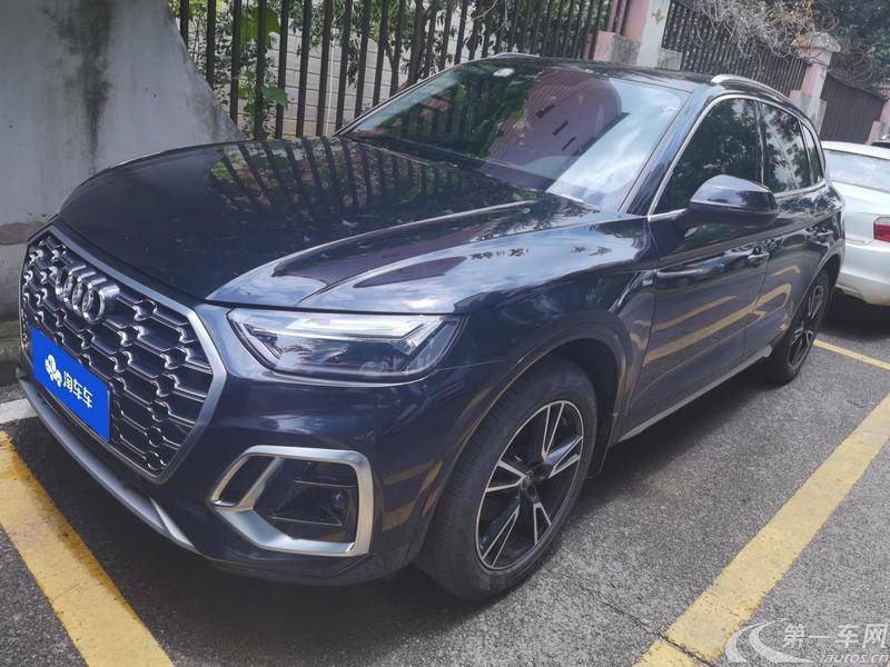 奥迪Q5L 40TFSI 2022款 2.0T 自动 时尚动感型 (国Ⅵ) 