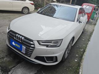 奥迪A4L 40TFSI 2.0T 自动 时尚型 