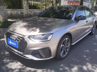 奥迪A4L 40TFSI 2.0T 自动 时尚动感型 