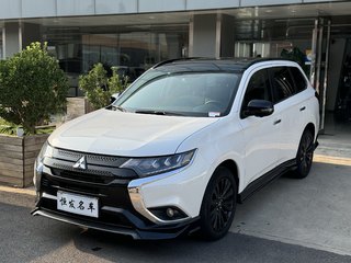 三菱欧蓝德 2.4L 自动 曜动版 