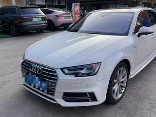 奥迪A4L 40TFSI 2.0T 自动 30周年时尚型 