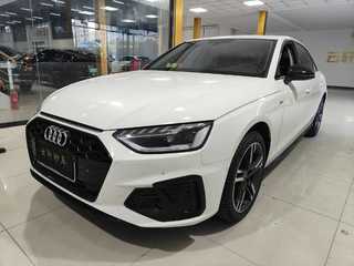 奥迪A4L 40TFSI 2.0T 自动 豪华动感型 