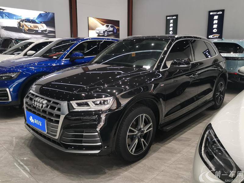 奥迪Q5L 40TFSI 2020款 2.0T 自动 改款荣享时尚型 (国Ⅵ) 