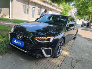 奥迪A4L 40TFSI 2.0T 自动 quattro豪华动感型 