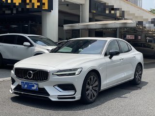 沃尔沃S60 T4 2.0T 自动 智逸豪华版 