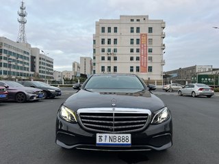 奔驰E级 E300L 2.0T 自动 时尚型 