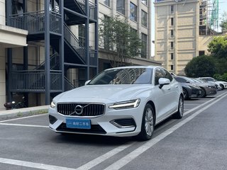 沃尔沃S60 T3 2.0T 自动 智行豪华版 